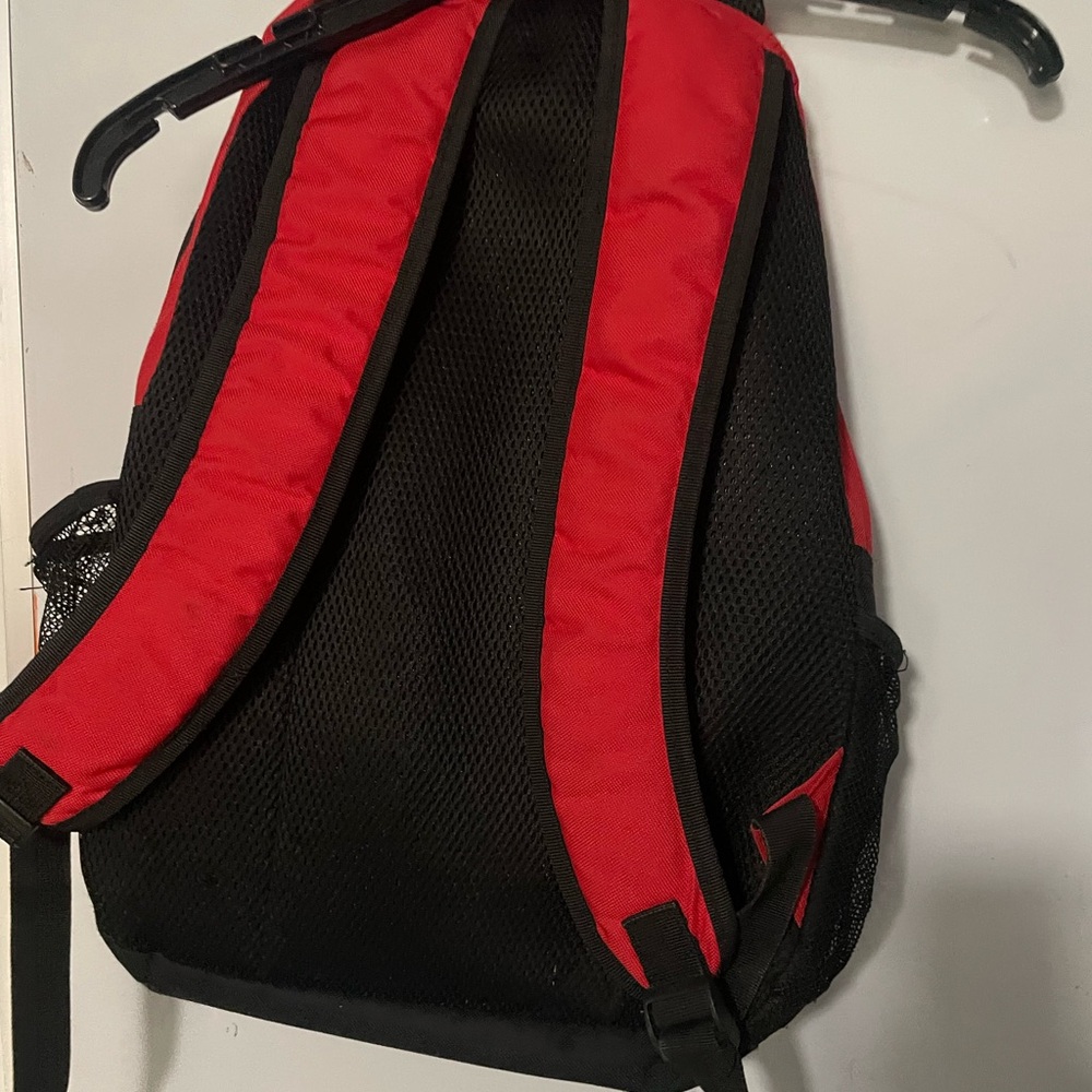 FOCO Red Chiefs Backpack - Picture 3 of 9